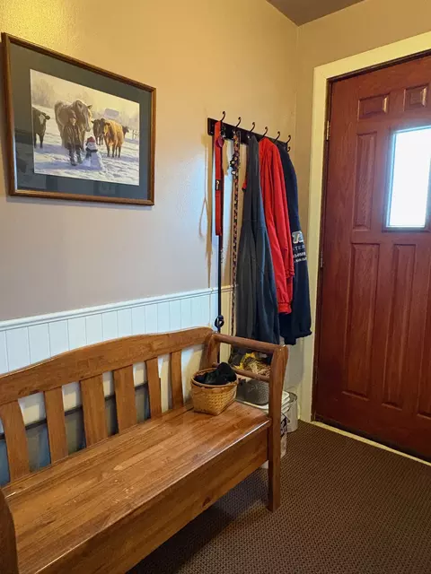 Entry Way - 1136 E Glendale St, Dillon, MT 59725 photo 2 of 5