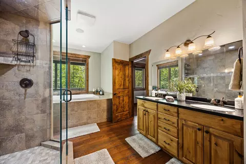 Bath - 70 Big Cedar, Bigfork, MT 59911 photo 3 of 8
