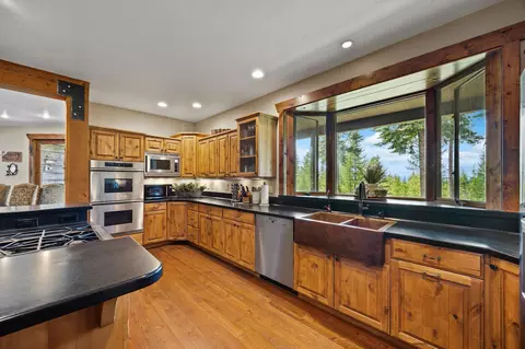 Kitchen - 70 Big Cedar, Bigfork, MT 59911 photo 4 of 9