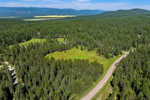 View/Area - 26 Whitefish Ranch Ct, Whitefish, MT 59937 photo 2 of 6