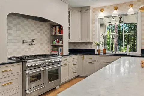 Kitchen - 26 Whitefish Ranch Ct, Whitefish, MT 59937 photo 5 of 7