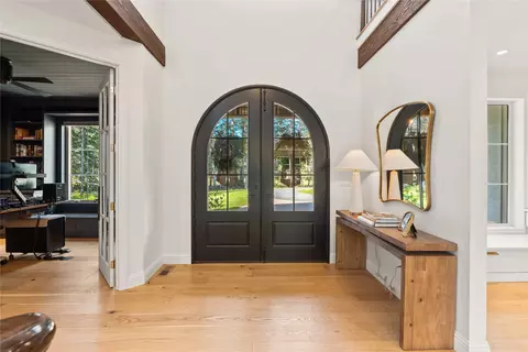Entry Way - 26 Whitefish Ranch Ct, Whitefish, MT 59937 photo 5 of 8