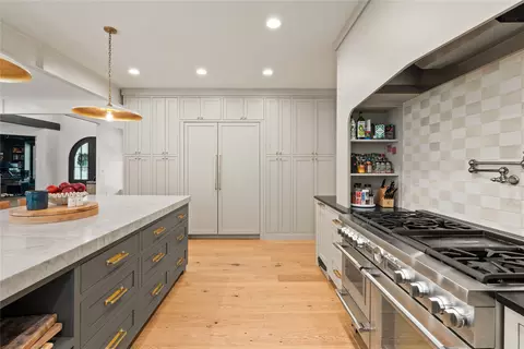 Kitchen - 26 Whitefish Ranch Ct, Whitefish, MT 59937 photo 4 of 7