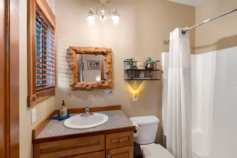 Bath - 416 Electric Ave, Bigfork, MT 59911 photo 3 of 5