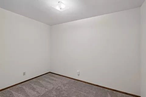 Bedroom - 911 Idlewilde Ct, Helena, MT 59601 photo 11 of 12