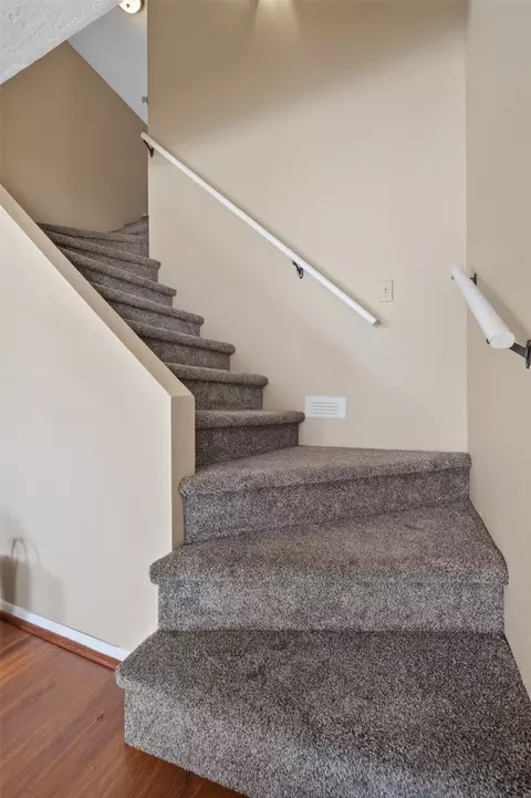 Entry Way - 911 Idlewilde Ct, Helena, MT 59601 photo 3 of 5