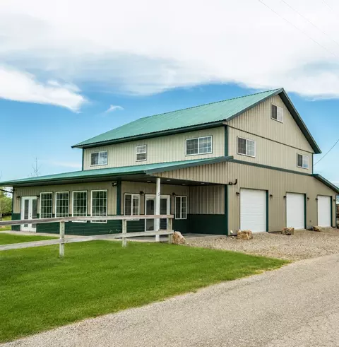 5 W Main St, White Sulphur Springs, MT 59645