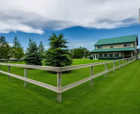 5 W Main St, White Sulphur Springs, MT 59645