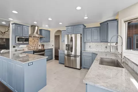 Kitchen - 26 Silver Sage Rd, Townsend, MT 59644 photo 3 of 5