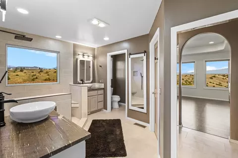 Bath - 26 Silver Sage Rd, Townsend, MT 59644 photo 1 of 7