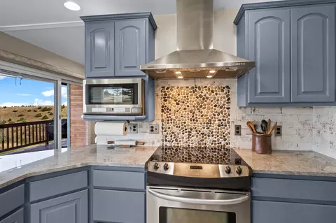 Kitchen - 26 Silver Sage Rd, Townsend, MT 59644 photo 5 of 5