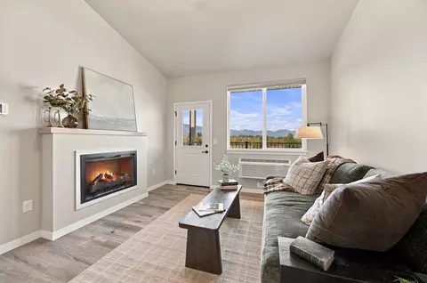 159 Canyon Falls Way #104, Hamilton, MT 59840
