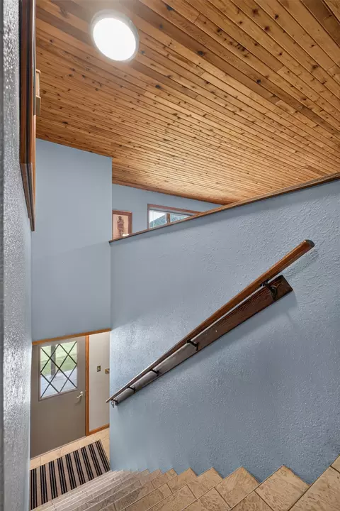 Entry Way - 46 Bootlegger Trl, Clancy, MT 59634 photo 1 of 2