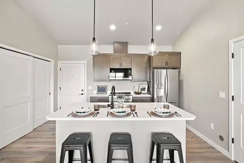159 Canyon Falls Way #203, Hamilton, MT 59840