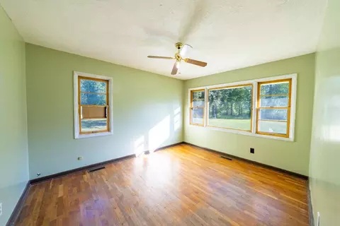 Bedroom - 60295 Us Highway 2, Libby, MT 59923 photo 4 of 7