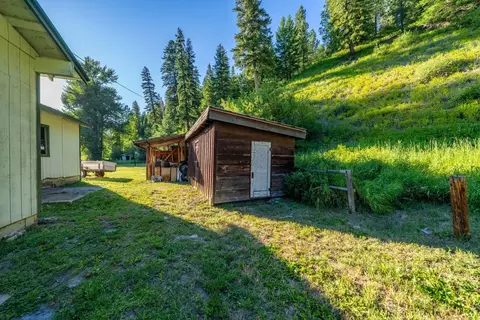 Exterior - 60295 Us Highway 2, Libby, MT 59923 photo 4 of 17