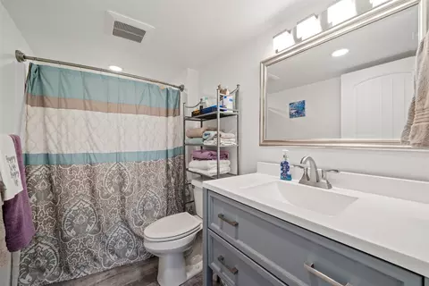 Bath - 9 Center St, Harrison, MT 59735 photo 1 of 2