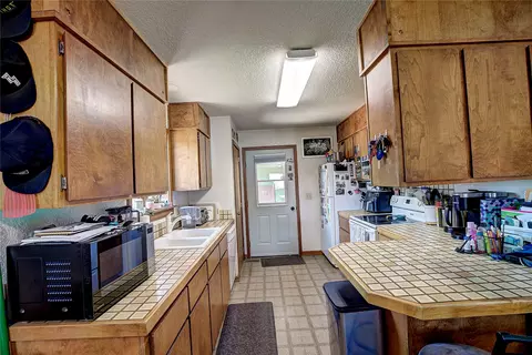 Kitchen - 1308 5th St E, Polson, MT 59860 photo 2 of 7