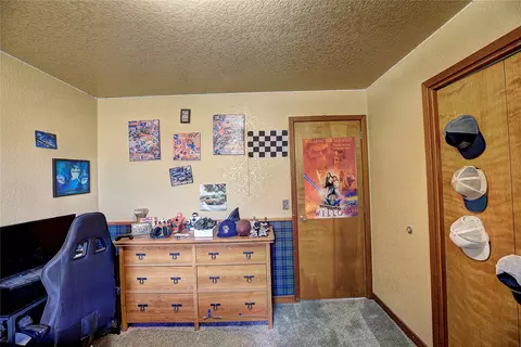 Bedroom - 1308 5th St E, Polson, MT 59860 photo 5 of 10