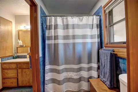 Bath - 1308 5th St E, Polson, MT 59860 photo 2 of 3