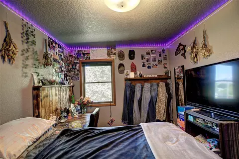 Bedroom - 1308 5th St E, Polson, MT 59860 photo 7 of 10