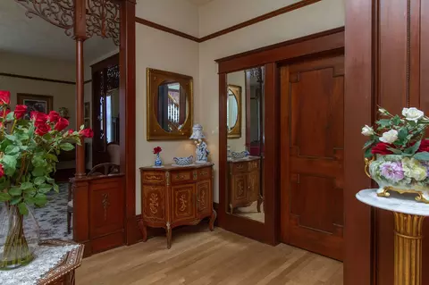 Entry Way - 212 3rd Ave E, Polson, MT 59860 photo 2 of 9
