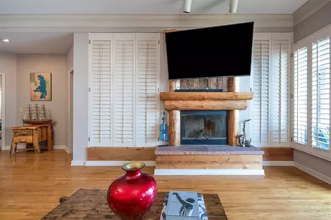 Living - 140 Pebble Way #23, Bigfork, MT 59911 photo 4 of 5