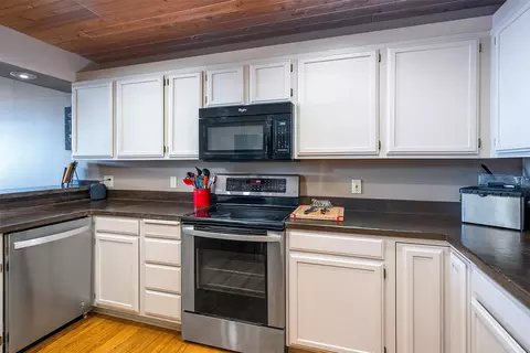 Kitchen - 140 Pebble Way #23, Bigfork, MT 59911 photo 1 of 2
