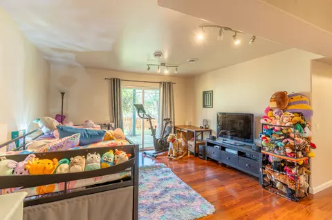 Bedroom - 987 Electric Ave, Bigfork, MT 59911 photo 4 of 10