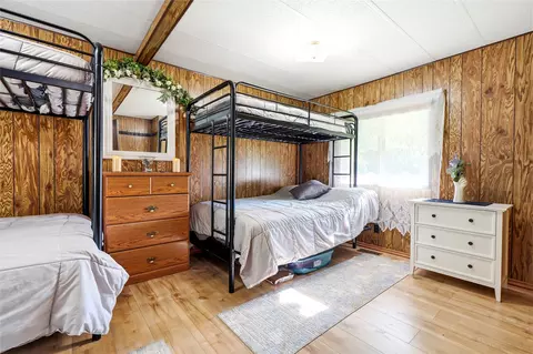 Bedroom - 636 Evergreen Dr, Kalispell, MT 59901 photo 2 of 5