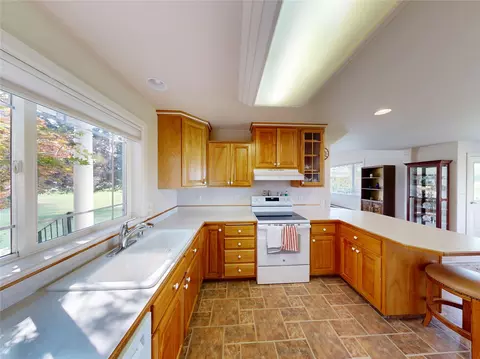 Kitchen - 105 Eagle Dr, Polson, MT 59860 photo 1 of 1