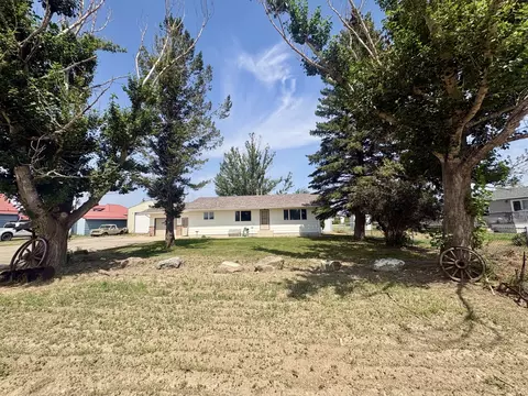 Exterior - 308 2nd St E, Joplin, MT 59531 photo 2 of 5