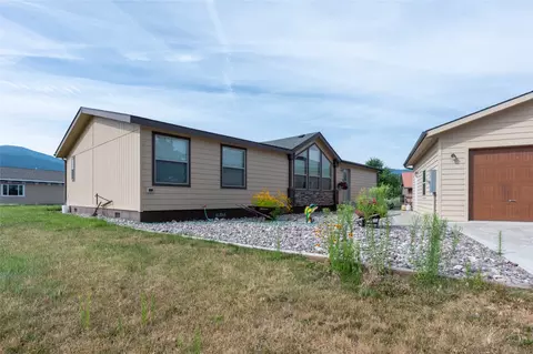 Exterior - 329 E Lynch St, Plains, MT 59859 photo 2 of 9