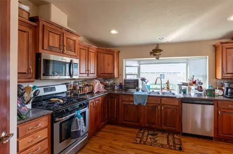 Kitchen - 329 E Lynch St, Plains, MT 59859 photo 2 of 3
