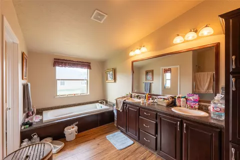 Bath - 329 E Lynch St, Plains, MT 59859 photo 1 of 3