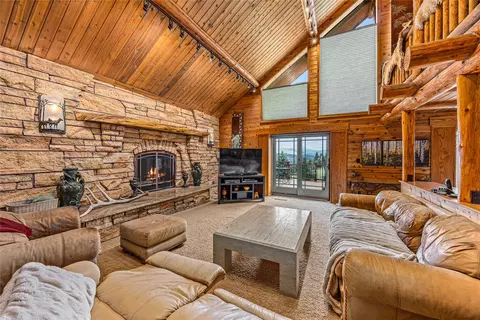 Living - 80 Browns Gulch Rd, Clancy, MT 59634 photo 2 of 6