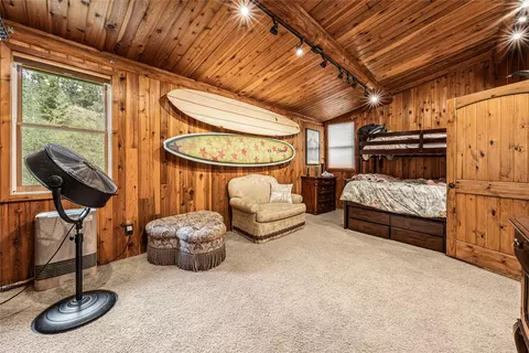 Bedroom - 80 Browns Gulch Rd, Clancy, MT 59634 photo 5 of 7