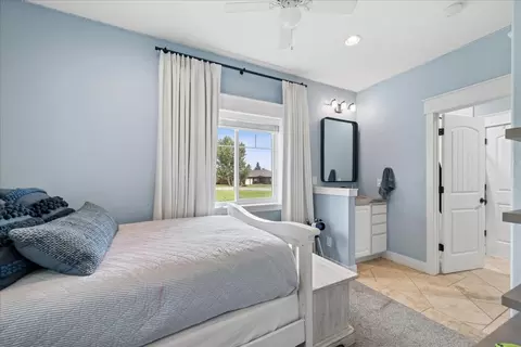Bedroom - 333 Stillwater Loop, Kalispell, MT 59901 photo 7 of 8