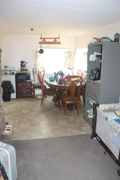 Dining - 437 Maple Dr, Kalispell, MT 59901 photo 2 of 2