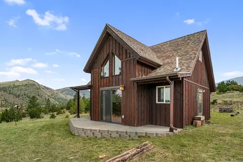 Exterior - 90 Battle Dr, Townsend, MT 59644 photo 2 of 11