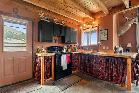 Kitchen - 90 Battle Dr, Townsend, MT 59644 photo 1 of 4