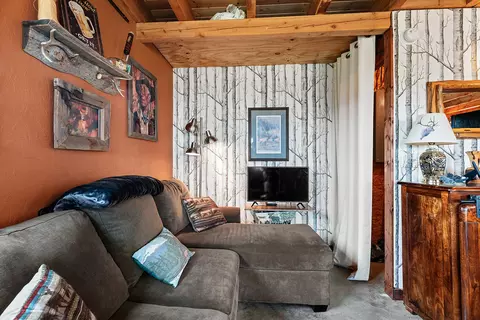 Living - 90 Battle Dr, Townsend, MT 59644 photo 3 of 3