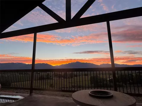 2261 Kelsey Ln, Stevensville, MT 59870