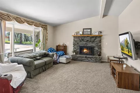 Living - 385 Springhill Rd, Kila, MT 59920 photo 2 of 3