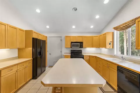 Kitchen - 385 Springhill Rd, Kila, MT 59920 photo 1 of 4