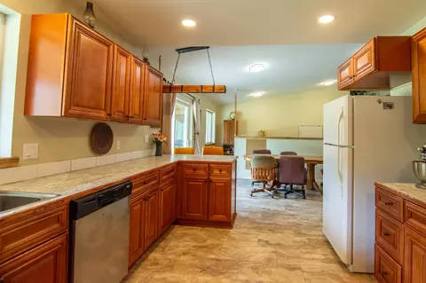 Kitchen - 4805 Bobtail Rd, Libby, MT 59923 photo 1 of 3