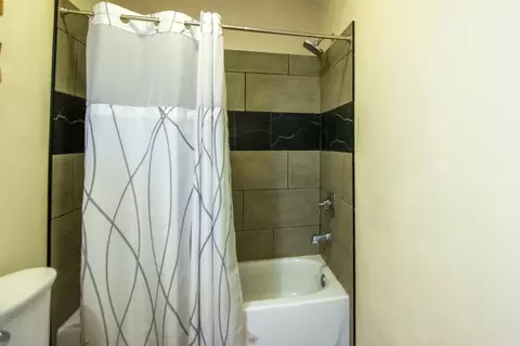 Bath - 4805 Bobtail Rd, Libby, MT 59923 photo 5 of 5