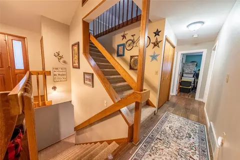 Entry Way - 55 Shalom Kerry Rd, Libby, MT 59923 photo 2 of 3