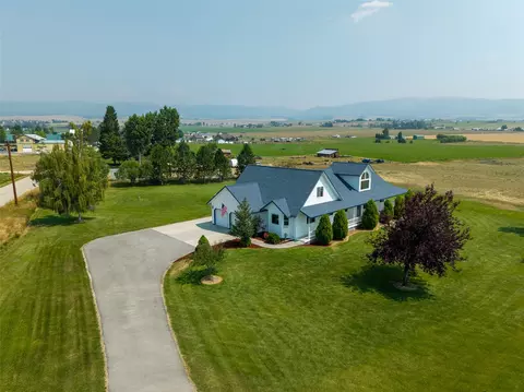 4498 Sunburst Ln, Stevensville, MT 59870
