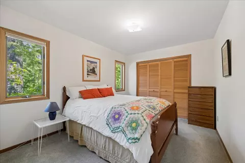 Bedroom - 332 Flathead Lodge Rd, Bigfork, MT 59911 photo 5 of 6
